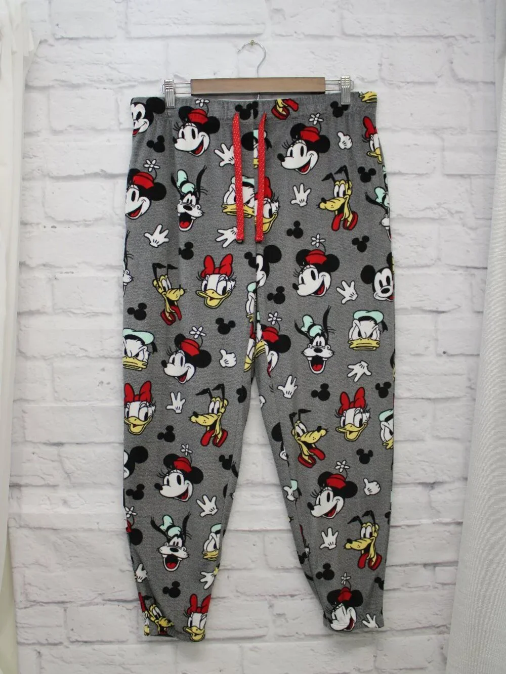 Disney Medium Mickey Mouse and Friends Gray Pull On Loungewear Pajama Pants